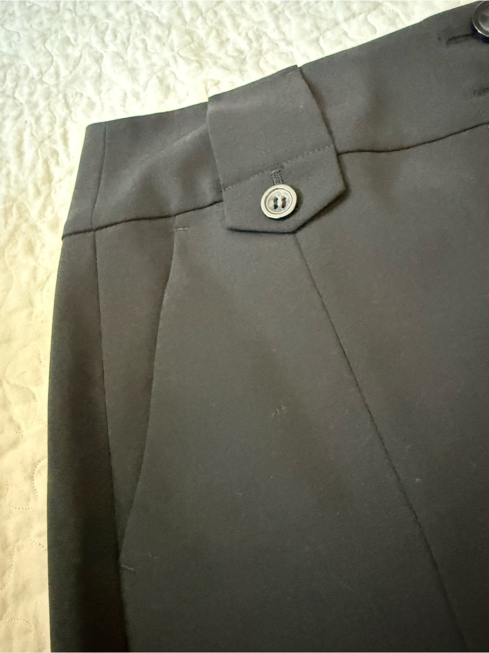 Ann Taylor Petite 8- Classic Black Button-Front Pencil Skirt - Elegant Workwear - Picture 3 of 6